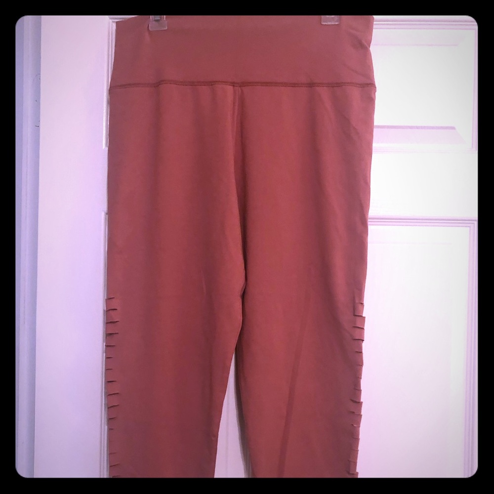 NWT Aerie 7/8 Side Slit Leggings